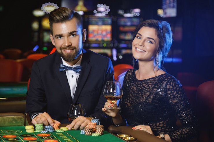 Antarmuka aplikasi mobile wing4d menampilkan menu olahraga, casino, dan slot